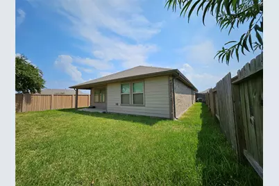 7502 Highland Chase Drive, Richmond, TX 77407 - Photo 18