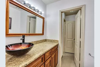 1701 Upland Drive #216, Houston, TX 77043 - Photo 20