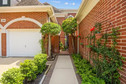 2803 Saint Annes Drive, Sugar Land, TX 77479 - Photo 2