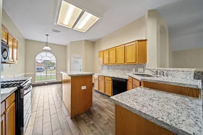 7530 Alderly Drive, Spring, TX 77389 - Photo 10