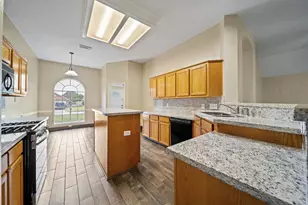 7530 Alderly Dr, Spring, TX 77389 - Photo 10