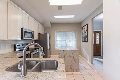 46 S Wynnoak Circle, The Woodlands, TX 77382 - Photo 20