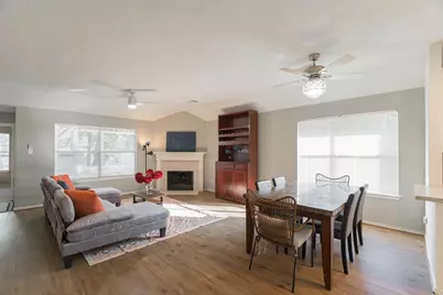 46 S Wynnoak Circle, The Woodlands, TX 77382 - Photo 4