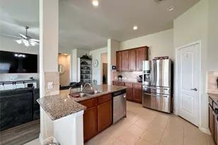 3612 Gracie Cir, Pearland, TX 77584 - Photo 8