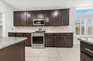10803 Lake Riata Ln, Cypress, TX 77433 - Photo 8