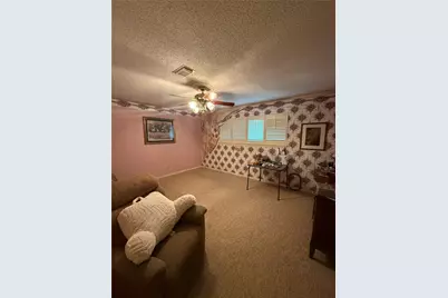 309 Linden Lane, Lake Jackson, TX 77566 - Photo 4