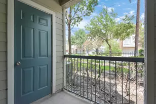 2222 Maroneal St, Houston, TX 77030 - Photo 4