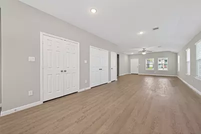 813 Jefferson Avenue, Cleveland, TX 77327 - Photo 8