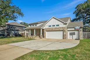 322 Wellshire Dr, West Columbia, TX 77486 - Photo 2