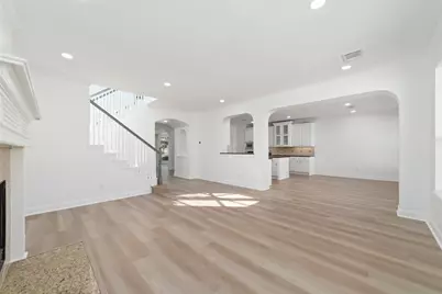 15106 Oldtown Bridge Court, Sugar Land, TX 77498 - Photo 10
