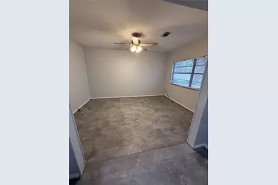 506 Gardenia Street, Lake Jackson, TX 77566 - Photo 8