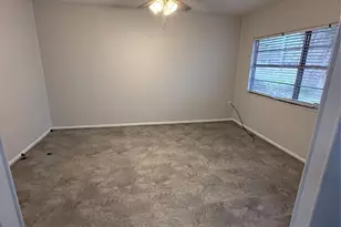 506 Gardenia St, Lake Jackson, TX 77566 - Photo 8