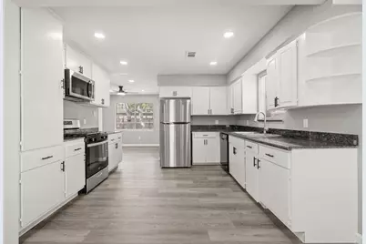 2707 Mount Vernon Drive, Dickinson, TX 77539 - Photo 8