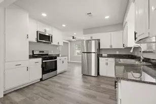 2707 Mt Vernon Dr, Dickinson, TX 77539 - Photo 6