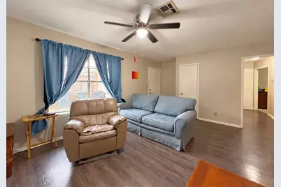 2416 10th Street, Bay City, TX 77414 - Photo 2