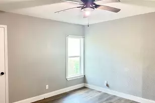 7418 Thurow St, Houston, TX 77087 - Photo 10