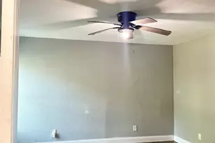 7418 Thurow St, Houston, TX 77087 - Photo 8