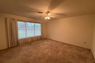 213 Van Winkle St, Lake Jackson, TX 77566 - Photo 16