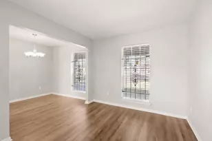 8410 Rinn St, Houston, TX 77078 - Photo 14