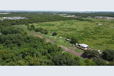418 W Archer Road, Baytown, TX 77521 - Photo 20