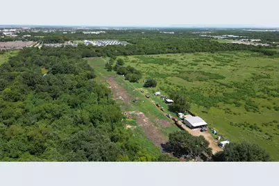 418 W Archer Road, Baytown, TX 77521 - Photo 22