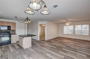 9622 Farrell Dr, Houston, TX 77070 - Photo 10