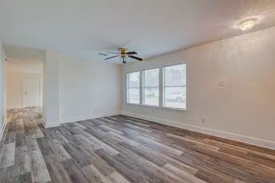 9622 Farrell Drive, Houston, TX 77070 - Photo 6