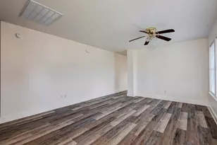 9622 Farrell Dr, Houston, TX 77070 - Photo 4