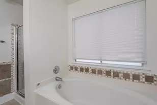 9622 Farrell Dr, Houston, TX 77070 - Photo 14