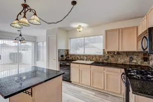 9622 Farrell Dr, Houston, TX 77070 - Photo 8