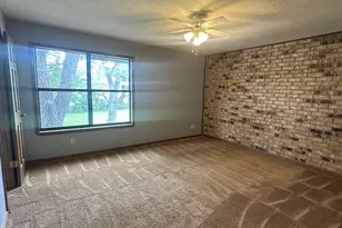 605 Church, Brenham, TX 77833 - Photo 6