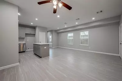 4741 Bricker Street, Houston, TX 77033 - Photo 12