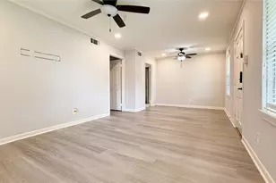 7007 Housman St, Houston, TX 77055 - Photo 4