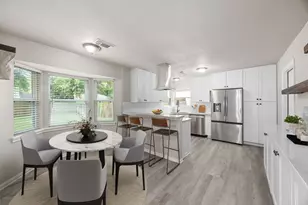 10647 Hazelhurst Dr, Houston, TX 77043 - Photo 8