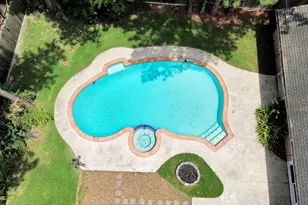 10706 Inwood Dr, Houston, TX 77042 - Photo 32
