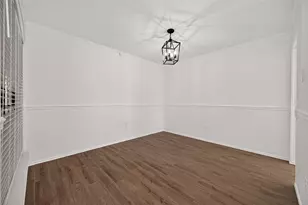 11410 Sunny Creek Dr, Houston, TX 77066 - Photo 4