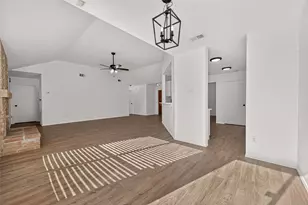 11410 Sunny Creek Dr, Houston, TX 77066 - Photo 10