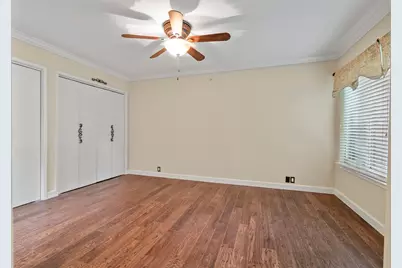 53 Litchfield Lane, Houston, TX 77024 - Photo 18