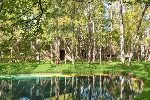 53 Litchfield Ln, Houston, TX 77024 - Photo 2