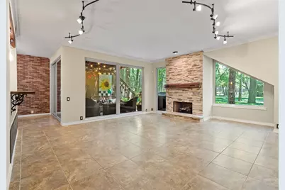 53 Litchfield Lane, Houston, TX 77024 - Photo 4