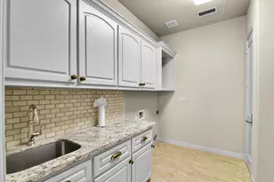 6166 Canyon Ridge Ln, Conroe, TX 77304 - Photo 34