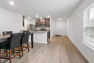 6255 El Cobre Dr, Houston, TX 77048 - Photo 2