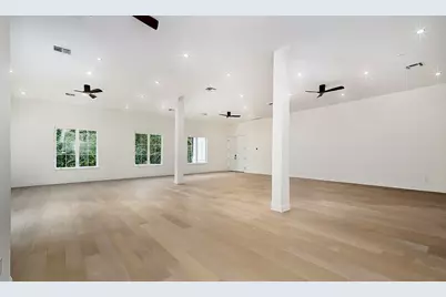 1031 Hunters Creek Way, Hockley, TX 77447 - Photo 18