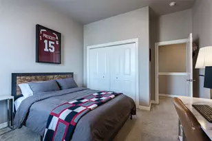 930 McKinney Park Ln, Houston, TX 77003 - Photo 32
