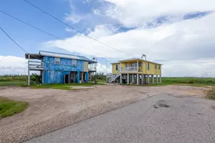 7437 S 7th Ave, Sabine Pass, TX 77655 - Photo 46