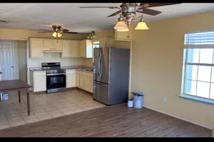 7437 S 7th Ave, Sabine Pass, TX 77655 - Photo 32