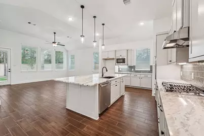 26014 S Outrider Banks, Montgomery, TX 77316 - Photo 6