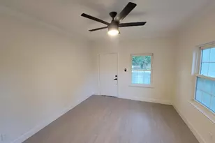 4505 Kress St, Houston, TX 77026 - Photo 2