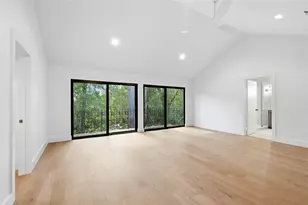 201 Vanderpool Ln, Houston, TX 77024 - Photo 24