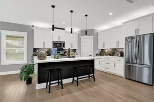 3513 Omega St, Houston, TX 77022 - Photo 10